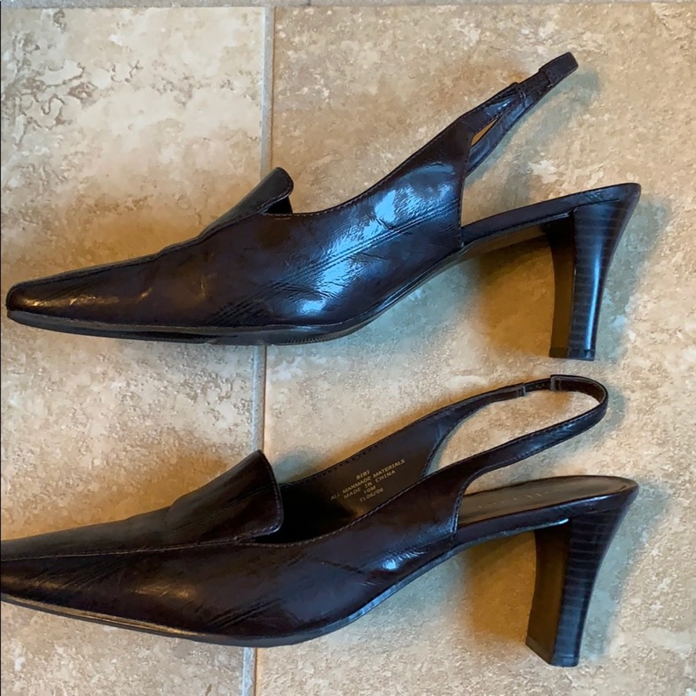 Heels - Picture 2 of 3